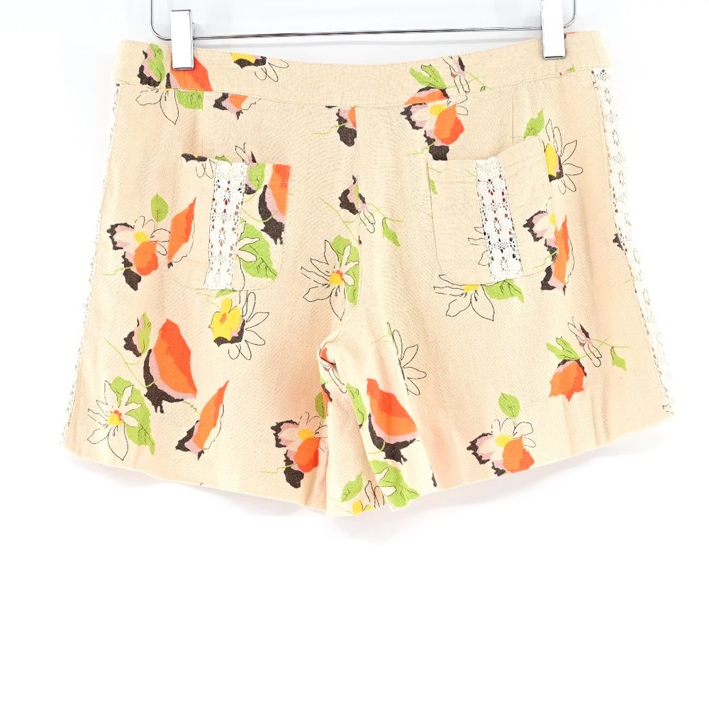 EASEL Floral Lace Accented Floral Shorts #S07 - Picture 4 of 7